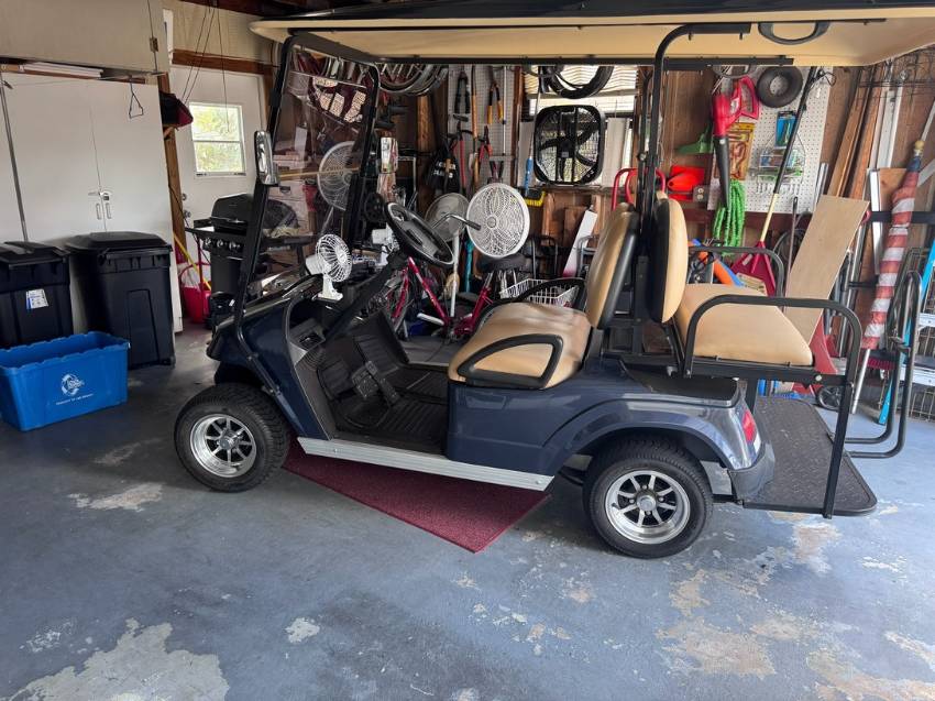 2909 Madera Circle a North Fort Myers, FL Mobile or Manufactured Home for Sale